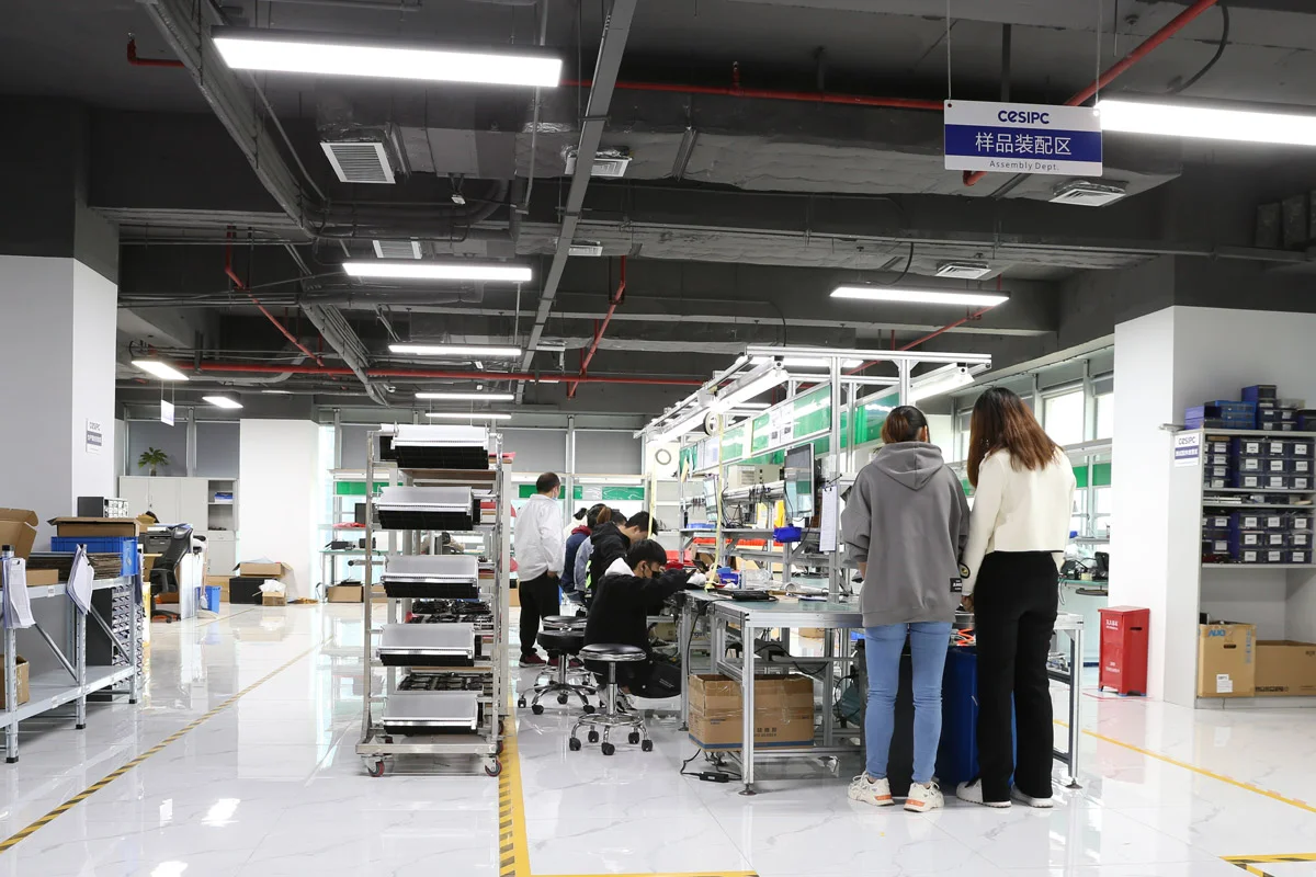 CESIPC Entwicklungslabor - eigene Hardware-, Software- und Mechanikentwicklung für Industrie-Computing