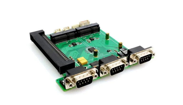EXB-D2137 Multi-Seriell-Erweiterungsboard · 3 serielle Schnittstellen + Mini PCIe + mSATA