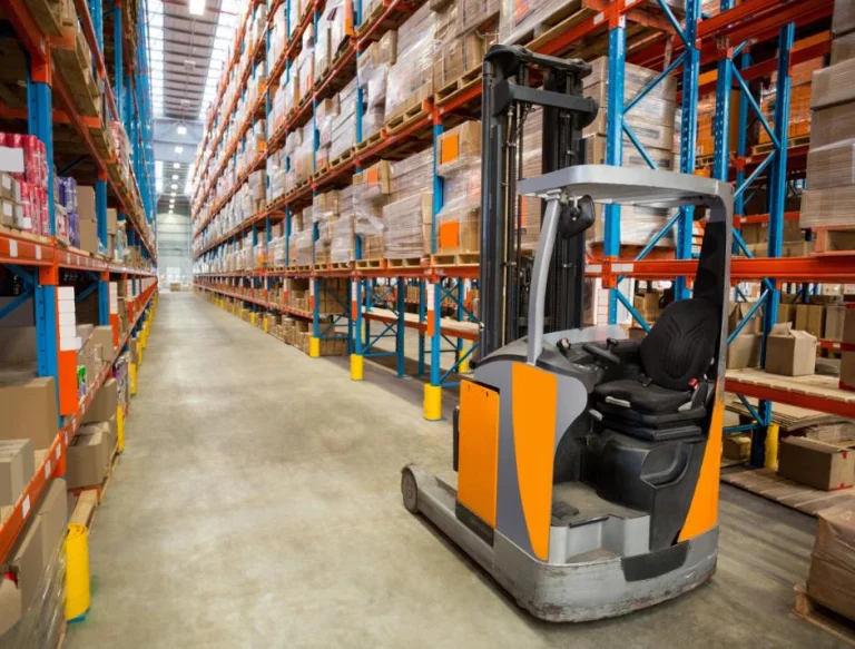 EA-N500A edge AI computer - autonomous forklift application